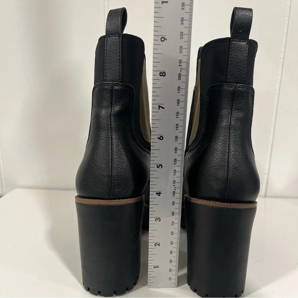 Chinese‎ Laundry Good Day Platform Boots Women's Size 8.5